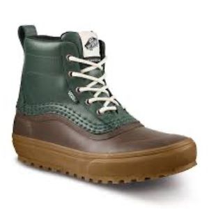 Vans snow boot- Men’s 8.5
